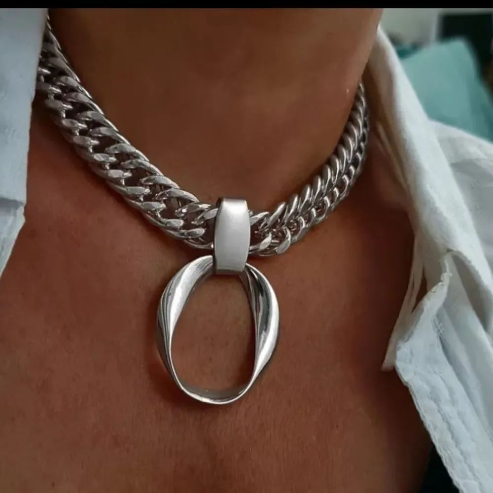 Silver Chunky O Chain Necklace